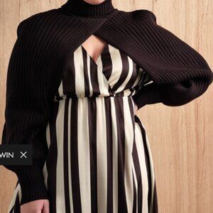 Turtleneck Sweater Sleeve Scarf Eloquii #10830391001820 color: Black